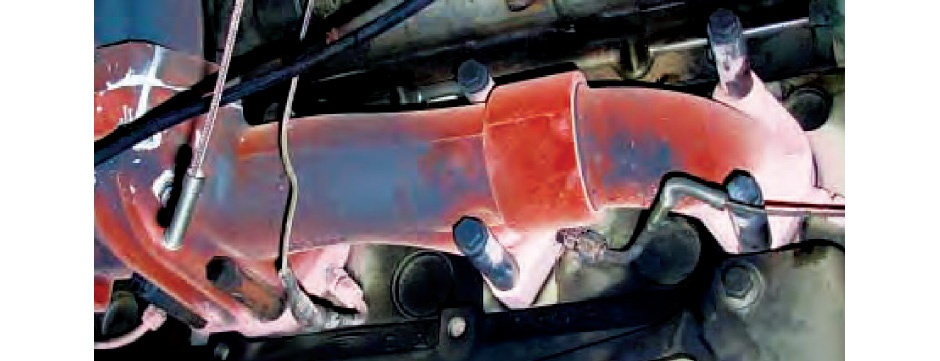 Photograph of engine manifold.jpg